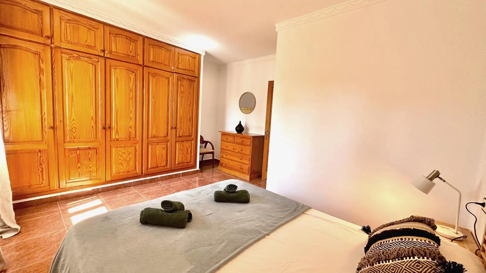 Villa In Playa Den Bossa & Ibiza Town 7Min, Bbq San José 0*,  İspanya