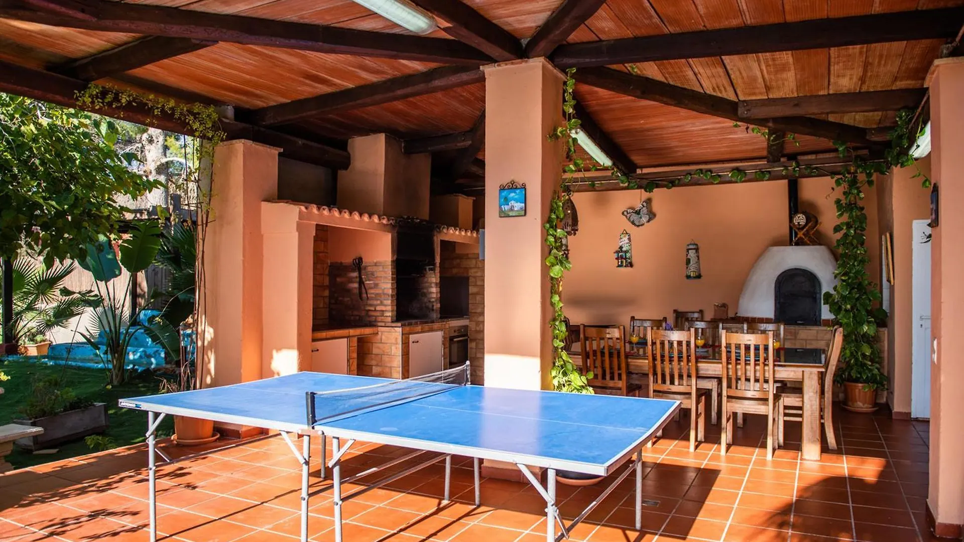 Villa In Playa Den Bossa & Ibiza Town 7Min, Bbq San José