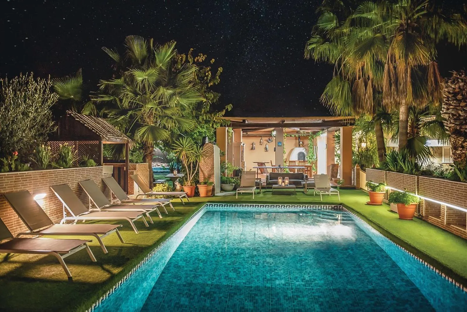 Villa In Playa Den Bossa & Ibiza Town 7Min, Bbq San José