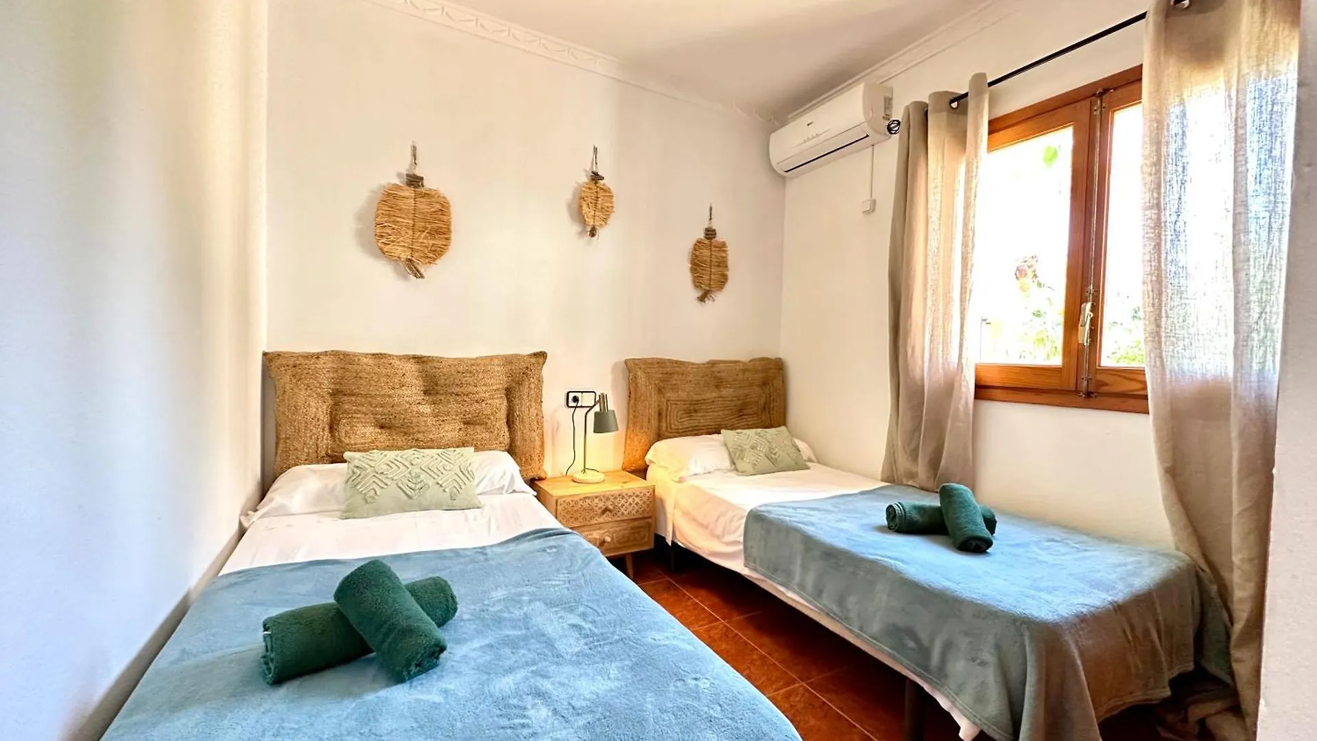 Villa In Playa Den Bossa & Ibiza Town 7Min, Bbq San José